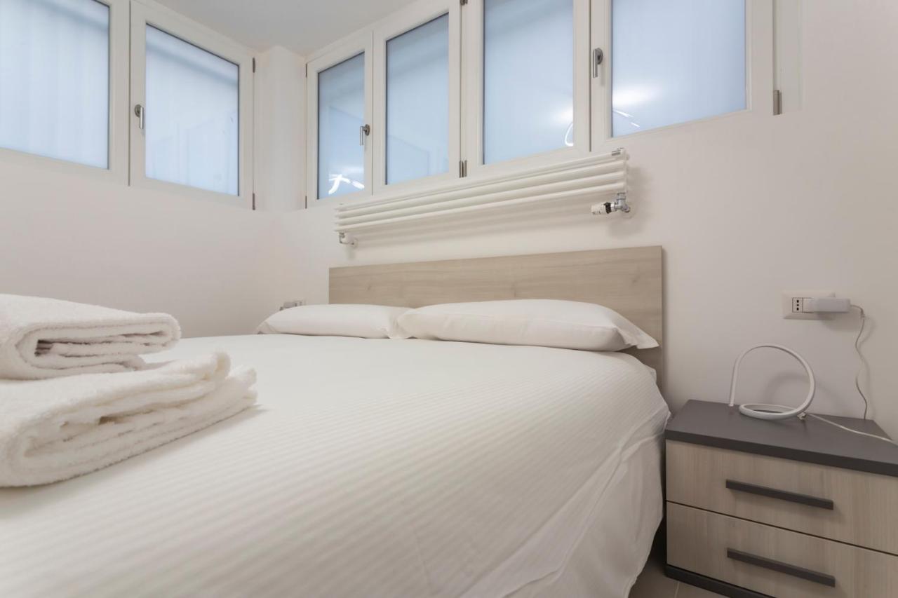 I Host Apartment - Val Strona 6 Milán Exteriér fotografie