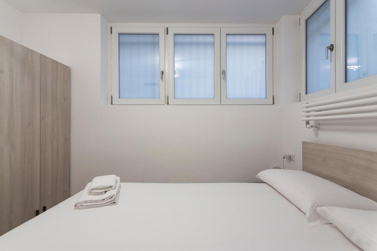 I Host Apartment - Val Strona 6 Milán Exteriér fotografie