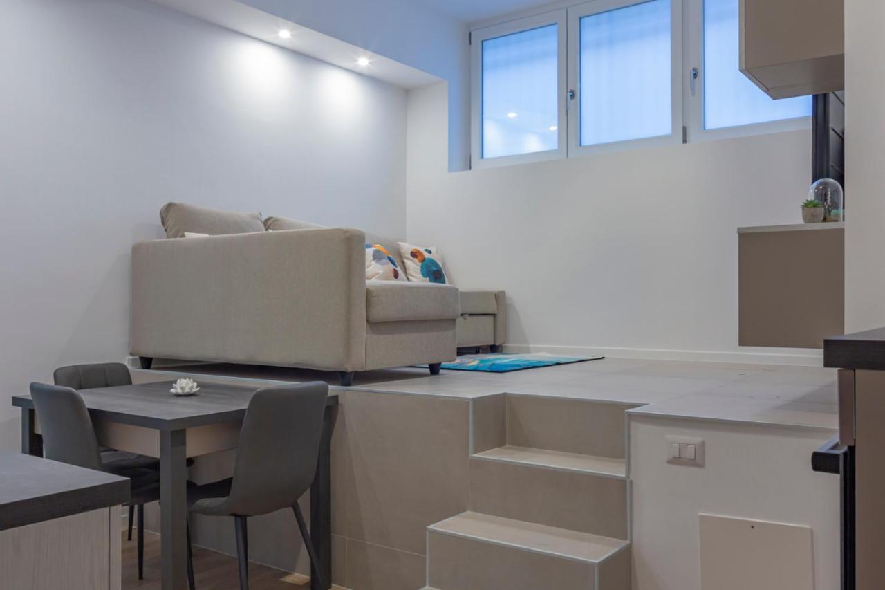 I Host Apartment - Val Strona 6 Milán Exteriér fotografie
